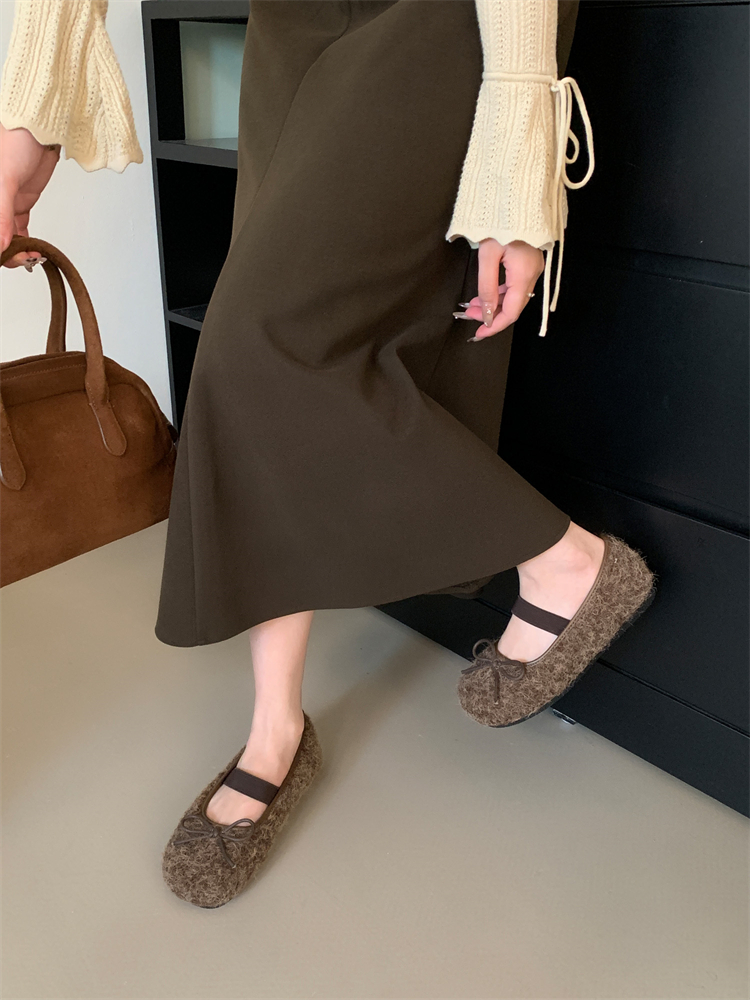 Flat White Mary Jane Fuzzy Shoes for Women 2024 Autumn Winter Plush Cotton Shoes Bow Decor - Image 3