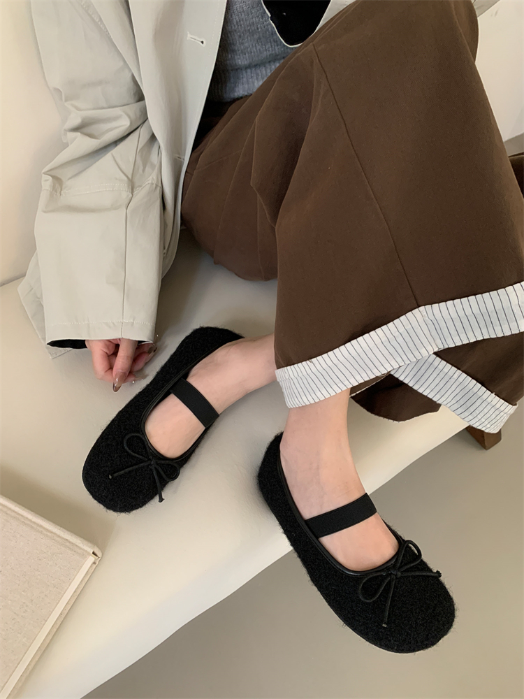 Flat White Mary Jane Fuzzy Shoes for Women 2024 Autumn Winter Plush Cotton Shoes Bow Decor - Image 4